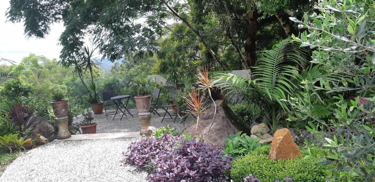 Mapleton Peaceful Provence BnB Exterior foto